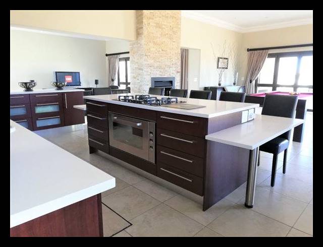 4 BEDROOM HOUSE FOR SALE IN VAAL MARINA